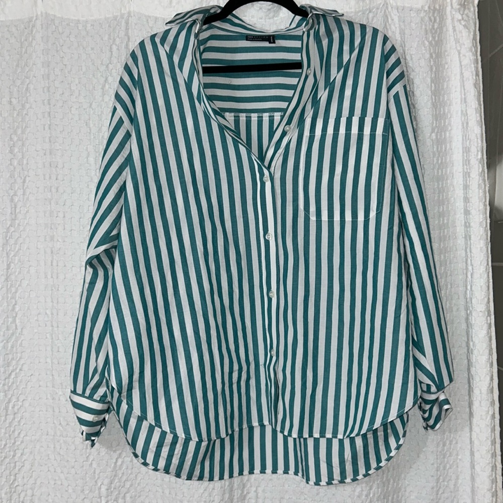 NWOT ASOS Oversized striped button down US 6
